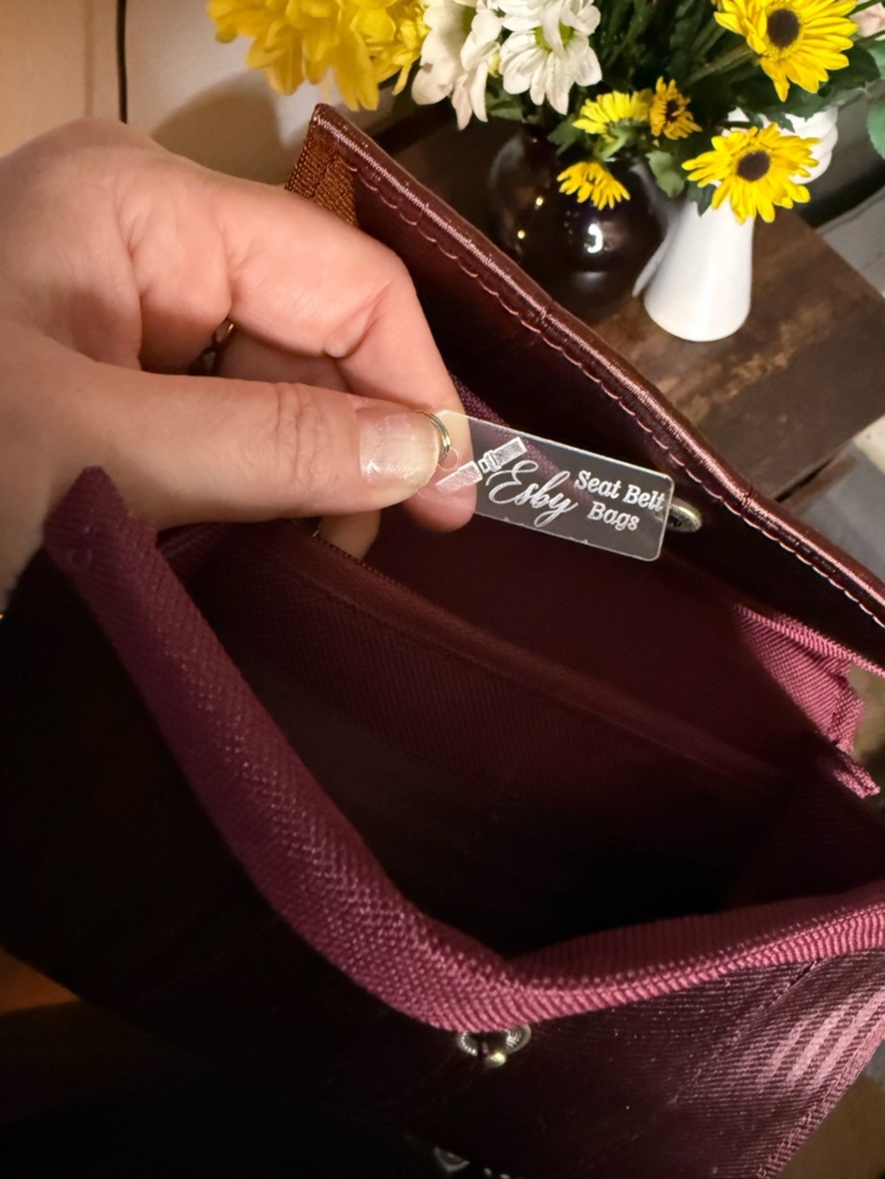 Esby Seatbelt Bag- Crossbody - Picture 3 of 4